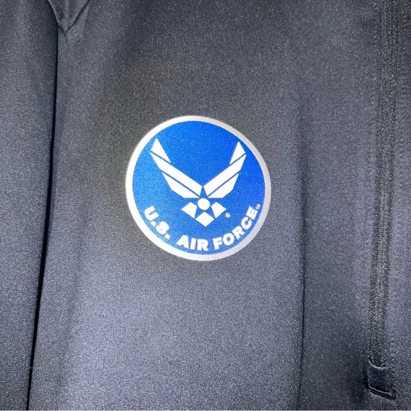 Under Armour Men's black US Air Force Quarter-Zip Sweatshirt 3XL NWT - Picture 2 of 4
